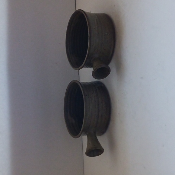 Handmade tan ceramic soup bowls with handles (2) - Picture 2 of 6